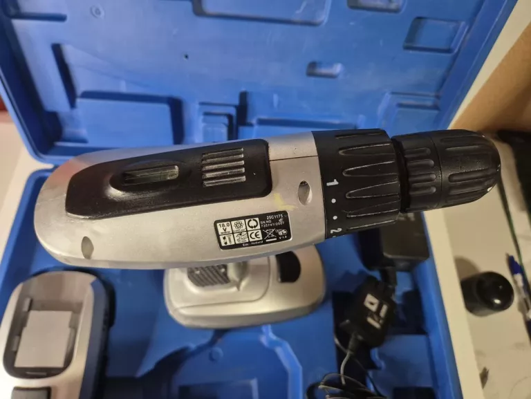 wkretarka-kinzo-18v-25c1175-walizka-ladowarka-2-aku-stan-11323-2