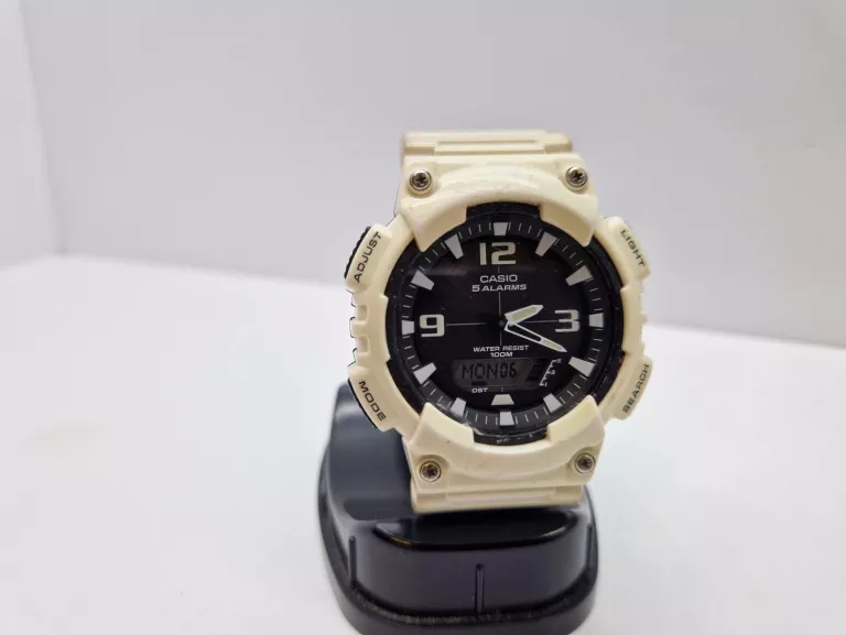 ZEGAREK CASIO AQ-S810W