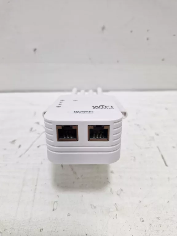 WZMACNIACZ SYGNAŁU WIFI REPEATER 0085