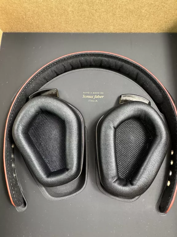 SONUS FABER PRYMA SPECIAL CARBON MARSALA + ADAPTER BT