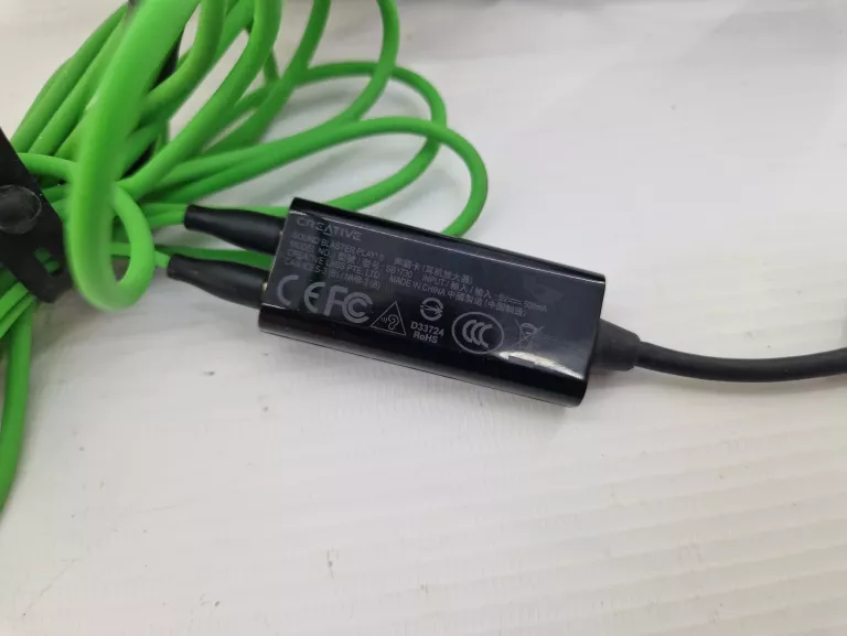SŁUCHAWKI GAMINGOWE RAZER BBLACKSHARK V2 + K DZWIĘKOWA SOUNDBLASTER PLAY