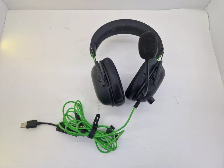 SŁUCHAWKI GAMINGOWE RAZER BBLACKSHARK V2 + K DZWIĘKOWA SOUNDBLASTER PLAY