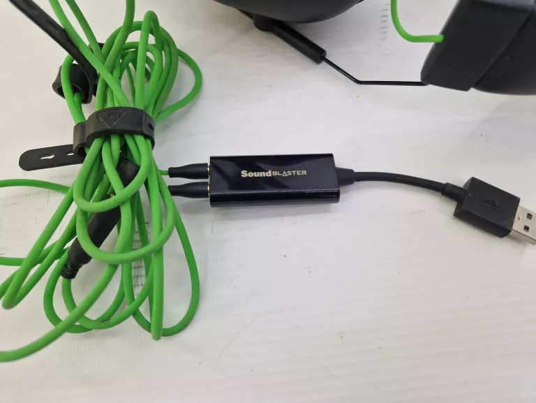 SŁUCHAWKI GAMINGOWE RAZER BBLACKSHARK V2 + K DZWIĘKOWA SOUNDBLASTER PLAY