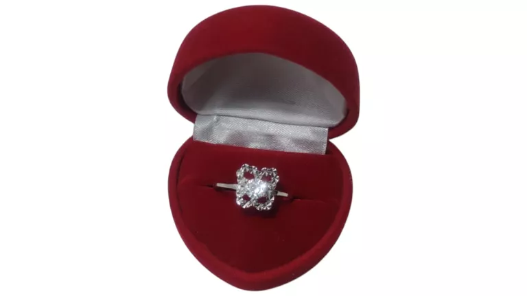 srebrny-pierscionek-koniczyna-cyrkonia-225-g-r20-925-id-46-marka-226434-1704211