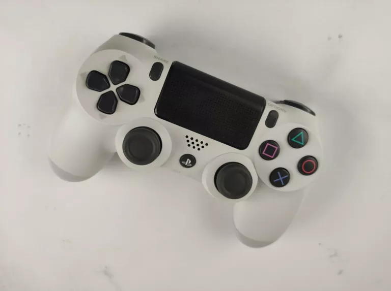 KONSOLA SONY PS4 PRO 1TB + PAD