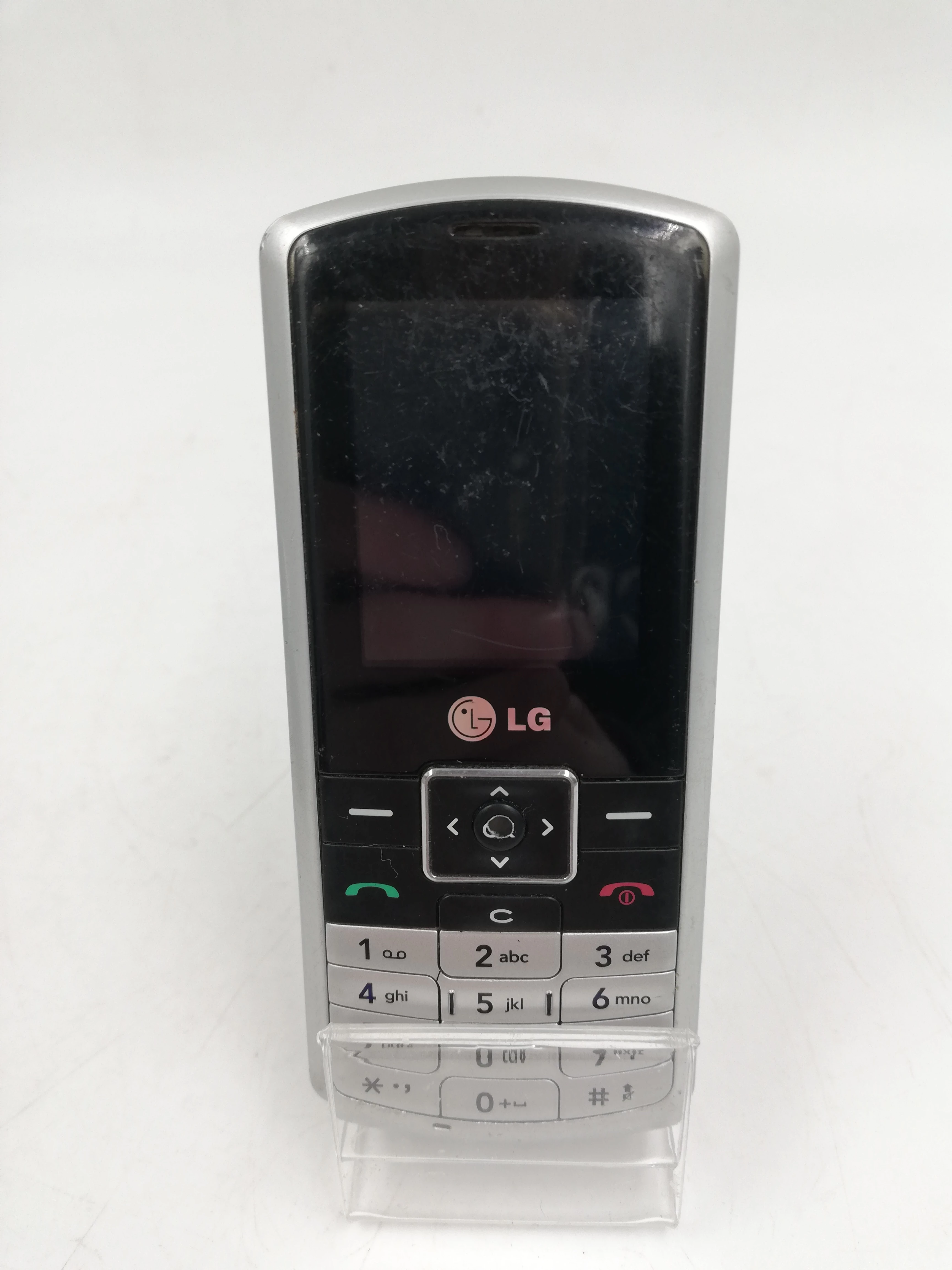 telefon-lg-kp170-ladowarka-typ-202685-212933