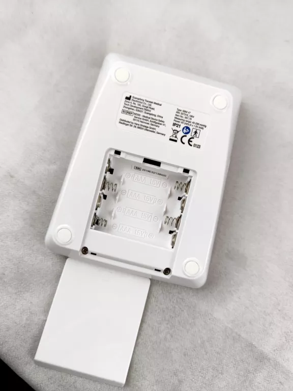 CIŚNIENIOMIERZ ELEKTRONICZNY SANITAS SBM 47