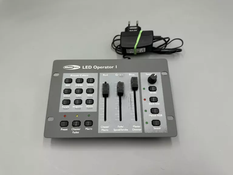 LAMPA DISCO DMX LED SPOTLIGHT/ KONTROLER SHOWTEC LED OPERAATOR I