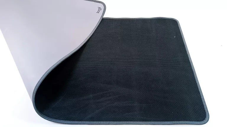 PODKŁADKA POD MYSZ LOGITECH DESK MAT STUDIO SERIES XL 70 X 30 CM SZARA