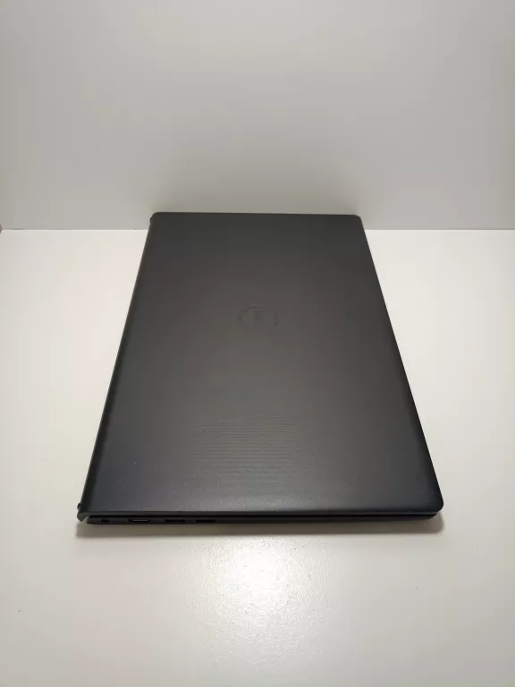 DELL VOSTRO 15 3510 I3 8GB/256 SSD
