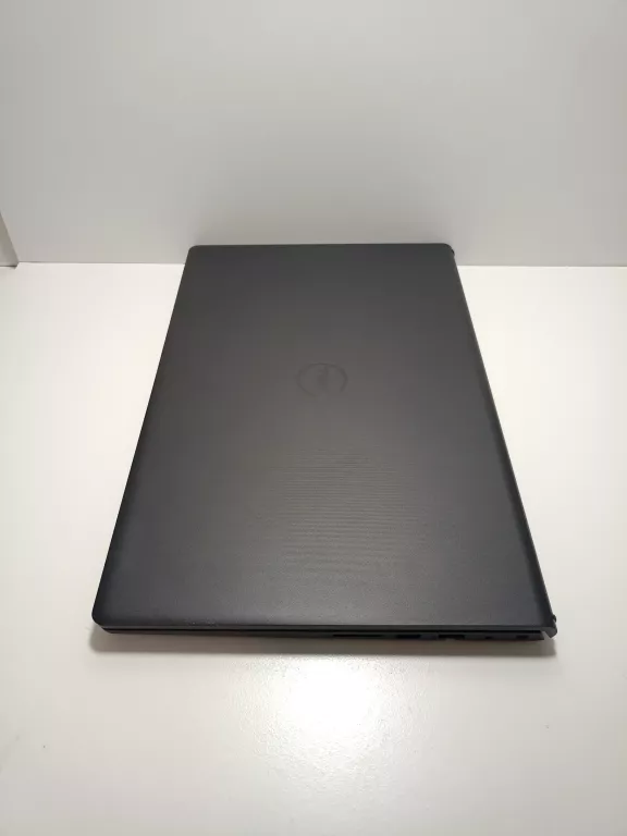 DELL VOSTRO 15 3510 I3 8GB/256 SSD