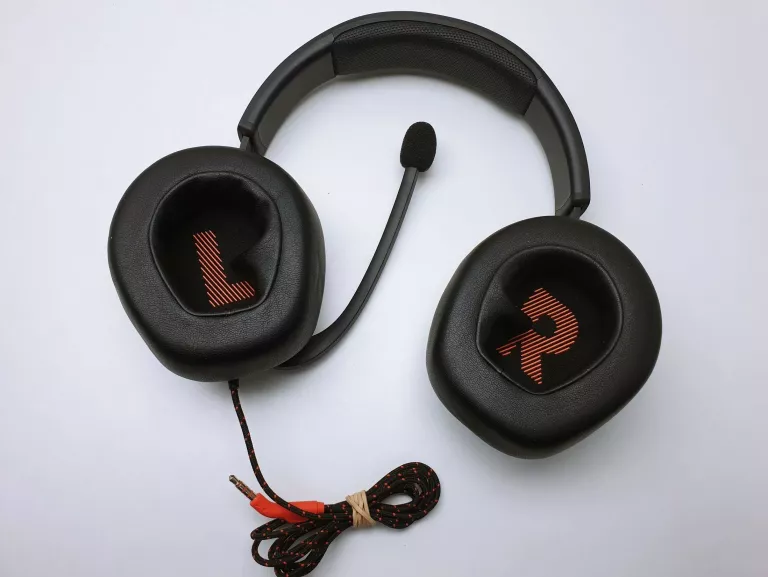 SŁUCHAWKI JBL QUANTUM 200 NAUSZNE, DŹWIĘK PRZESTRZENNY