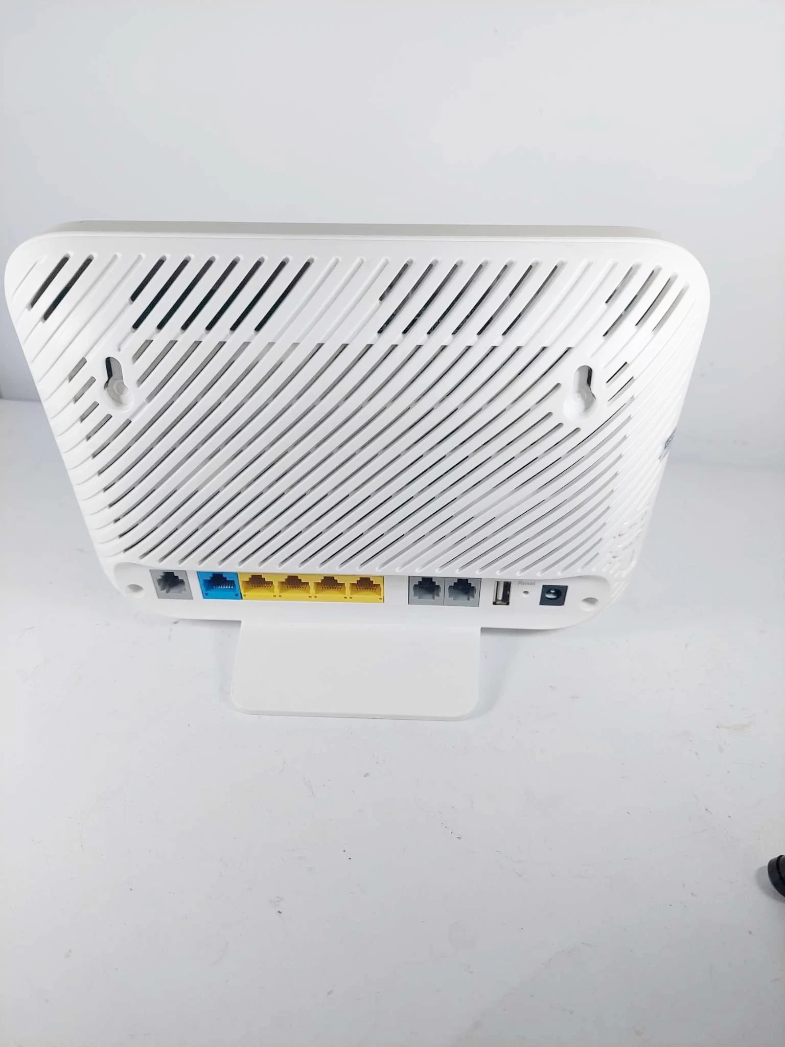 router-huawei-dg8245v-model-dg8245v