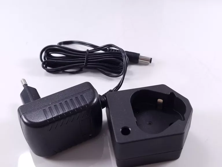 MULTISZLIFIERKA NITEO TOOLS 12 V MAX