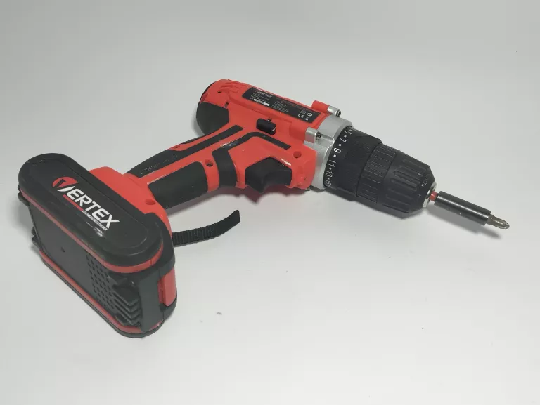 WKRETARKA VERTEX 21V + BITY