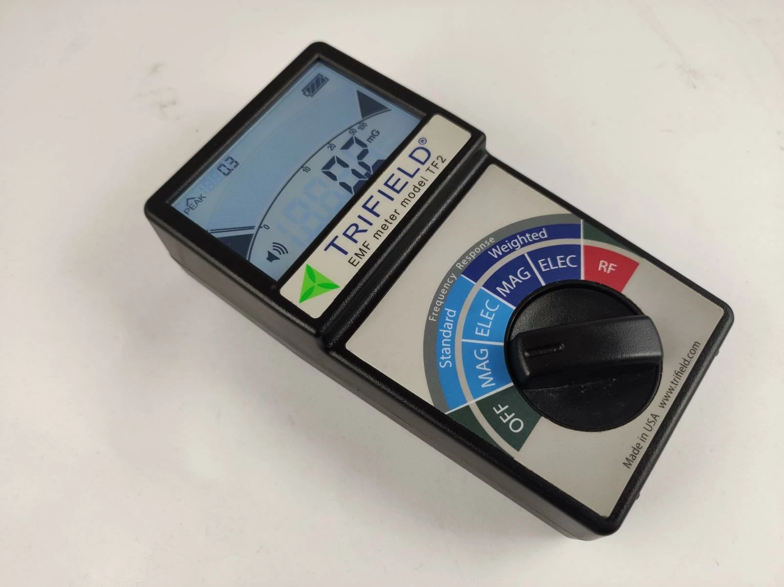 miernik-pola-elektromagnetycznego-trifield-tf2-wielka-rzeznicka-1-srem-centrum