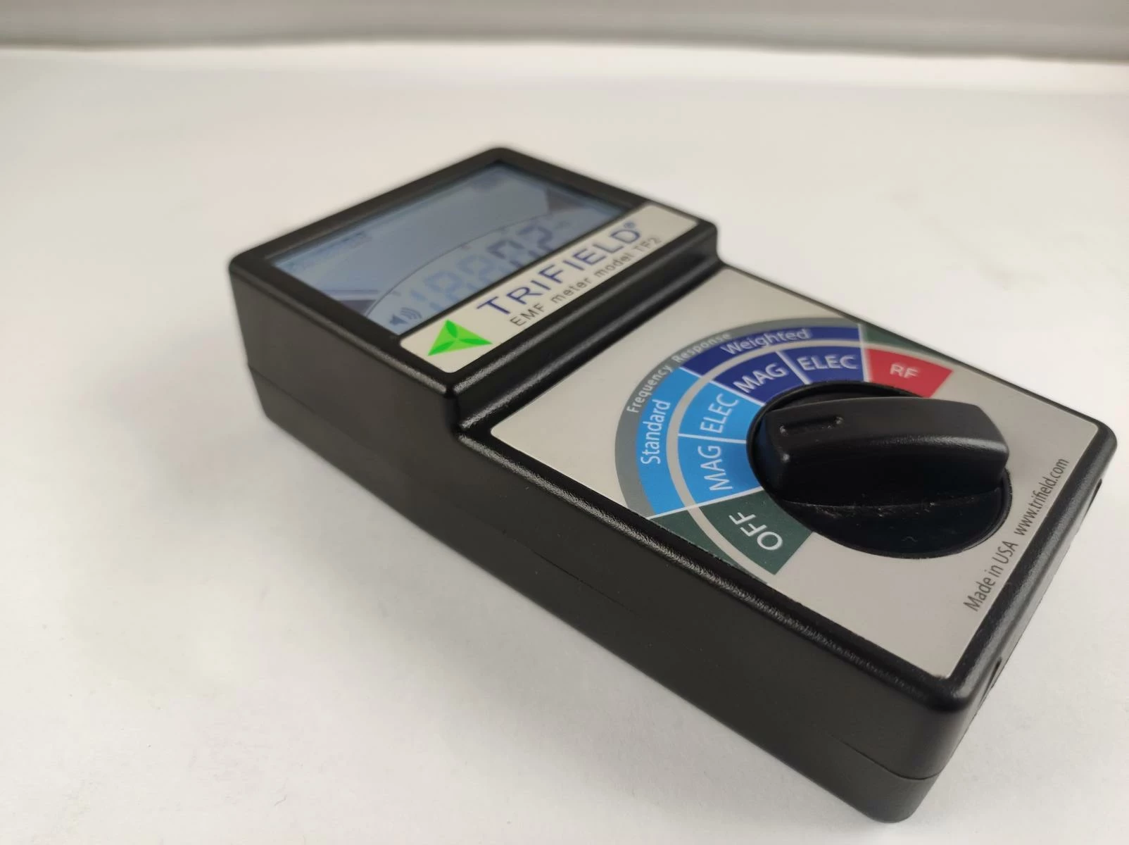 miernik-pola-elektromagnetycznego-trifield-tf2-ean-gtin-646437359443