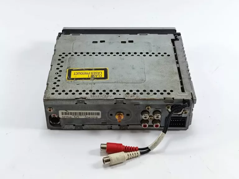 RADIO SAMOCHODOWE PANASONIC DFX400N USZKODZONE