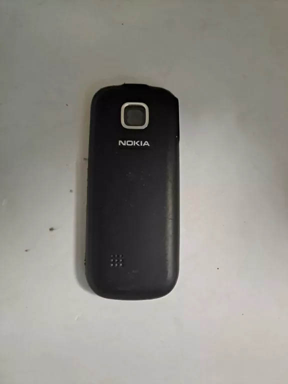 TELEFON NOKIA 2330C-2/ ŁADOWARKA