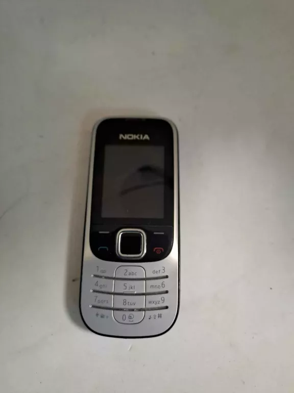 TELEFON NOKIA 2330C-2/ ŁADOWARKA