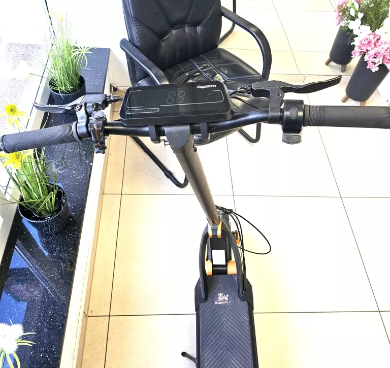SKUTER ELEKTRYCZNY KUKIRIN (KUGOO KIRIN) G3