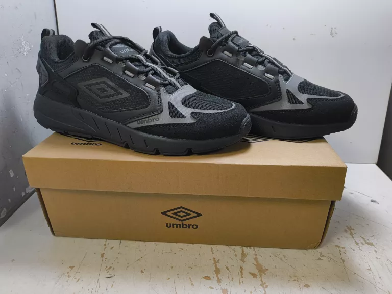 BUTY UMBRO WOLTON R. 42