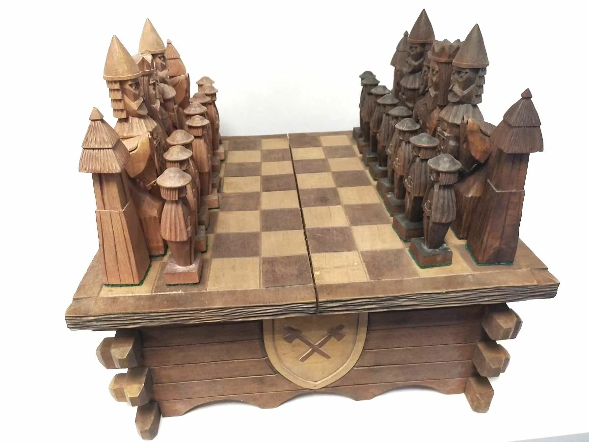 szachy-drewniane-recznie-robione-rodzaj-250243-1838198