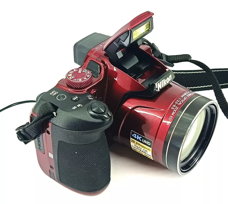 APARAT NIKON COOLPIX B700