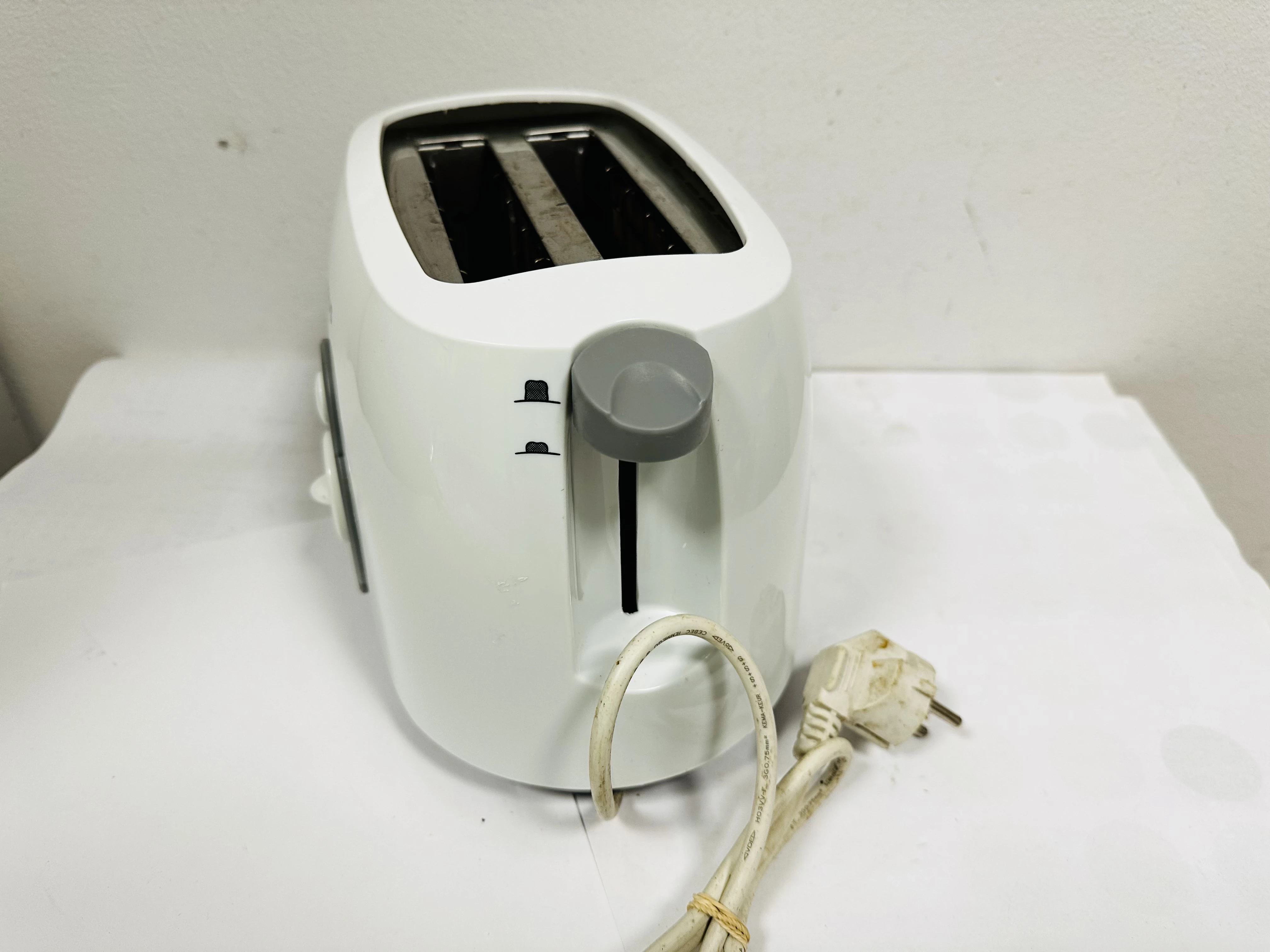 toster-clarus-po100184-800w-bialy-ean-gtin-0021071201561