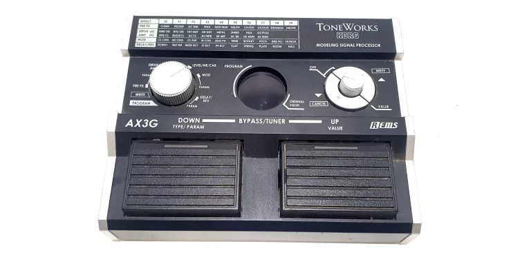 PROCESOR BASOWY KORG AX3G PROCESOR DO GITARY, MULTIEFEKT, EFEKT GITAROWY