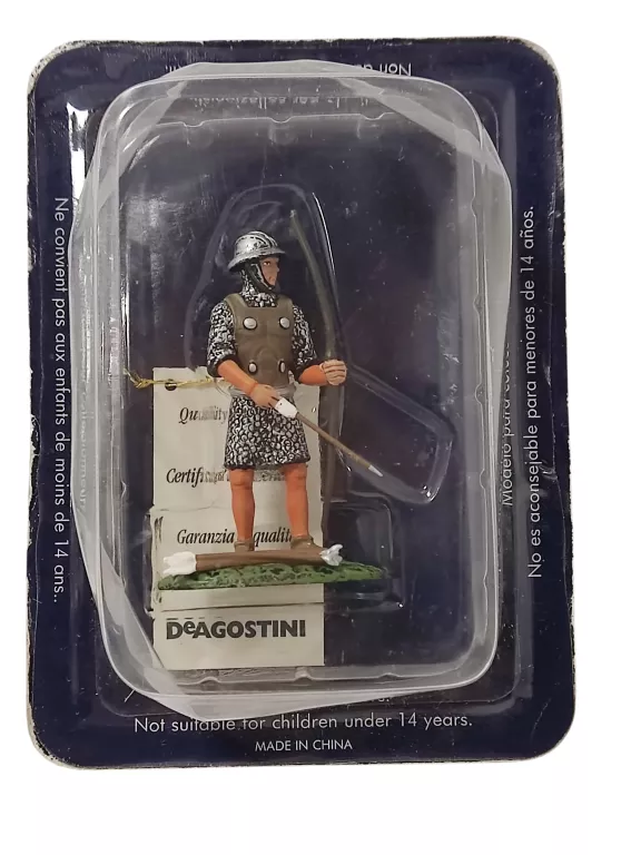 FIGURKA KOLEKCJONERSKA DELPRADO 2408AR