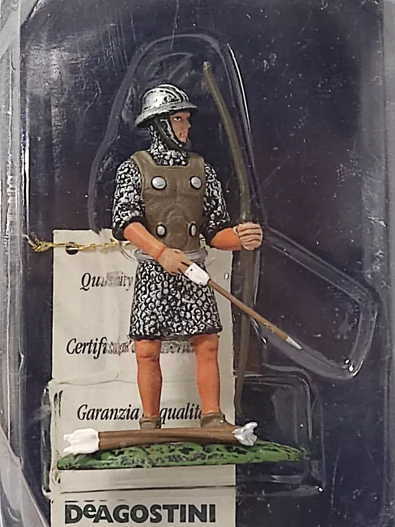 FIGURKA KOLEKCJONERSKA DELPRADO 2408AR