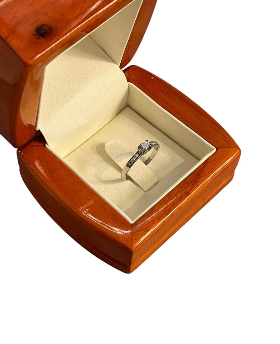 zloty-pierscionek-biale-zloto-marka-226434-315782