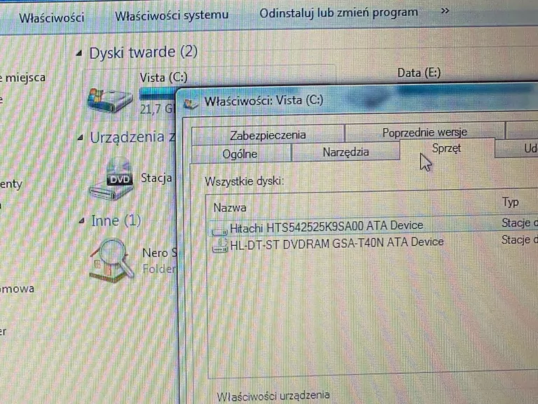 TOSHIBA SATELLITE A300 - 149 2GB / CORE DUO T5550 / 250GB HDD