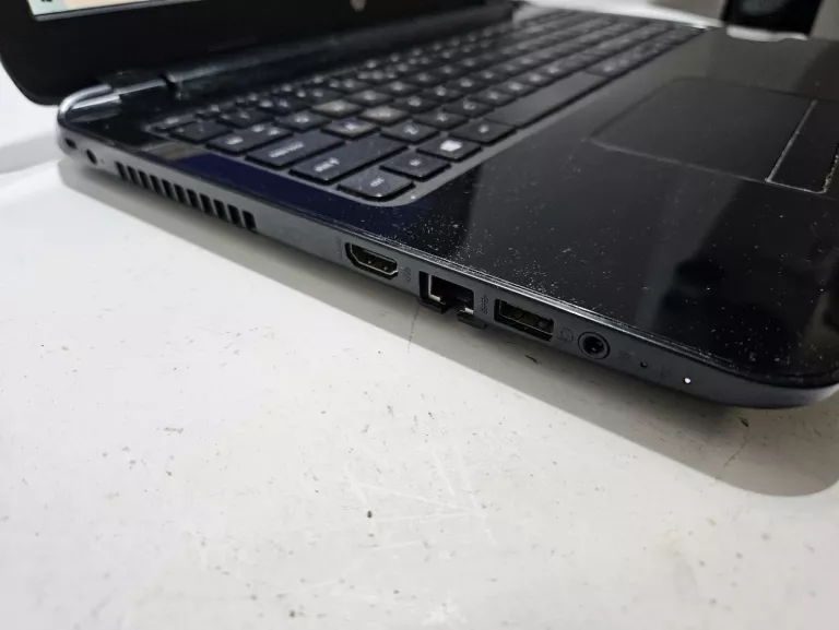 LAPTOP HP 15-G005SW AMD E1 4/256 GB