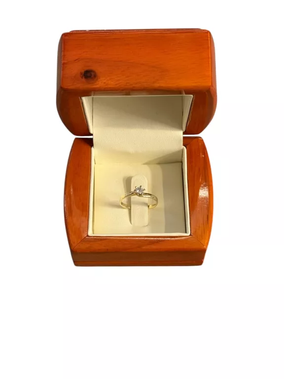 zloty-pierscionek-diamencik-pulawska-30a-piaseczno