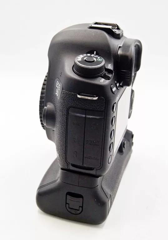 APARAT CANON EOS 5D MARK III / MIGAWKA 10000 /KARTA CF/PARAG./ B.DOBRY STA