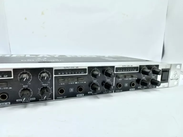 BEHRINGER PRO POWERPLAY XL HA4700