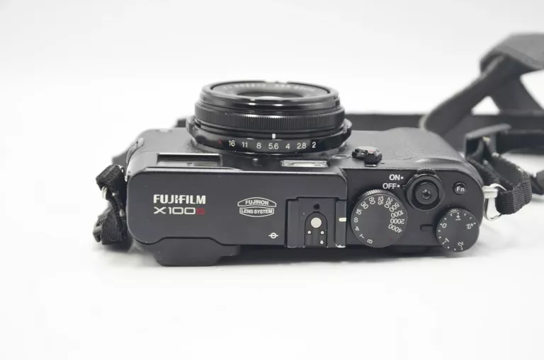FUJIFILM X100S