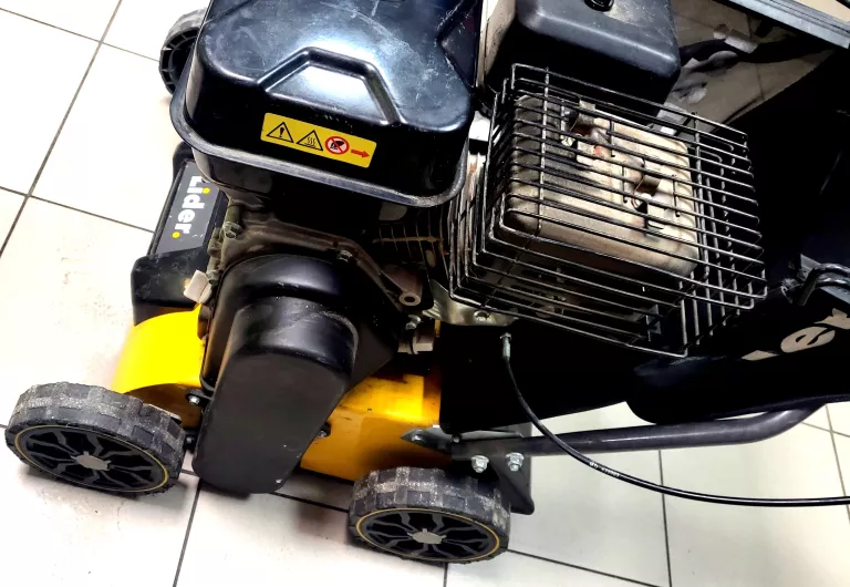 LIDER DKW40 WERTYKULATOR SPALINOWY DO TRAWY AERATOR KOSIARKA