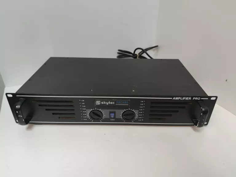 KOŃCÓWKA MOCY SKYTEC PRO 480
