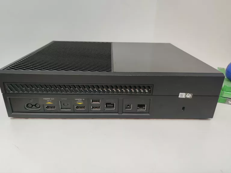 KONSOLA XBOX ONE 1540 365 GB
