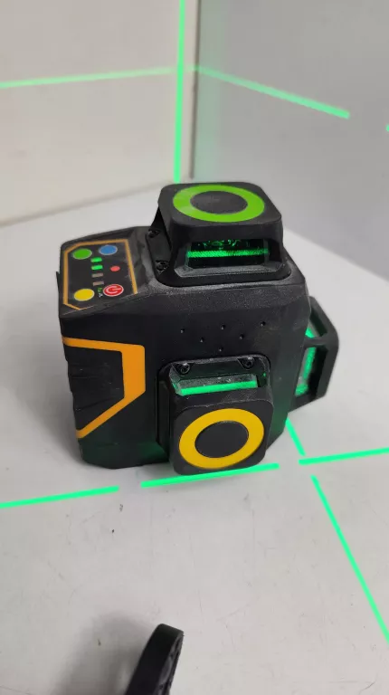 LASER KRZYŻOWY ZIELONY 360 30M SM-06-03030GM