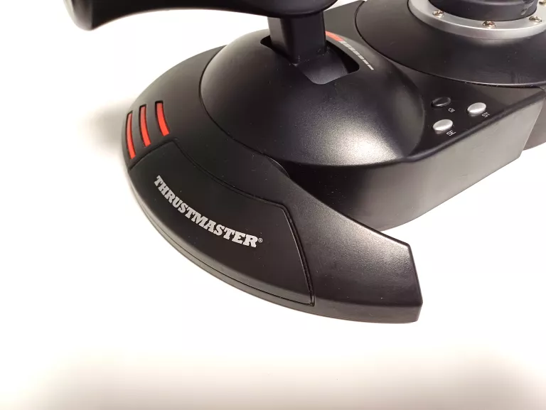 JOYSTICK THRUSTMASTER T-FLIGHT HOTAS X