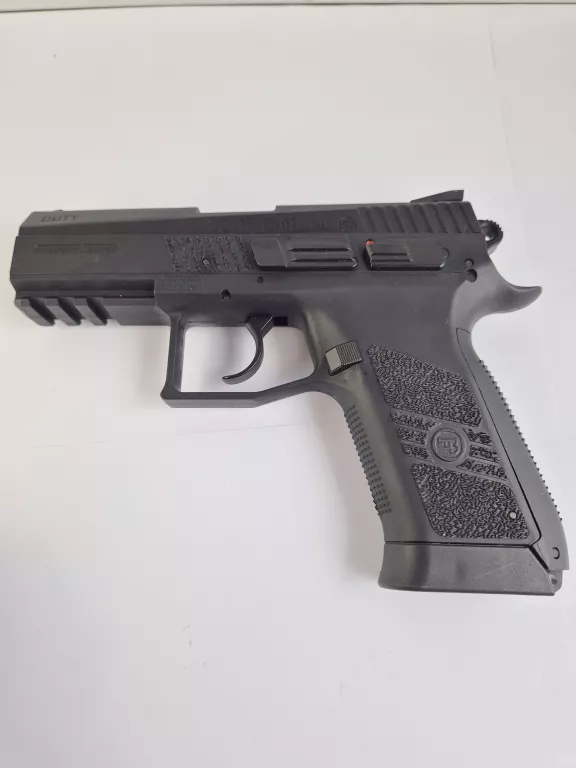 WIATRÓWKA DUTY CZ 75 P-07 + WALIZECZKA, NABOJE, KULKI