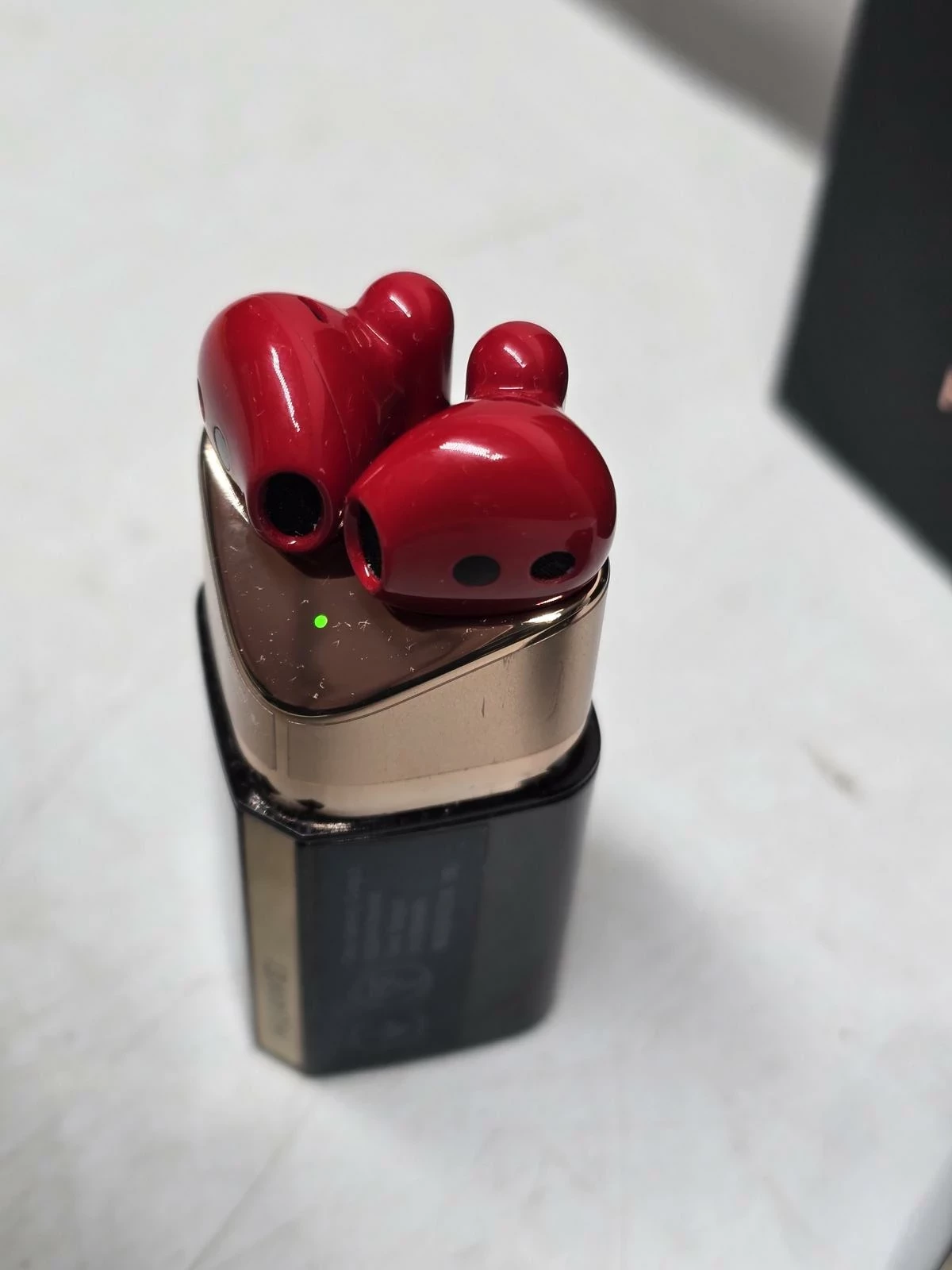 sluchawki-bezprzewodowe-huawei-freebuds-lipstick-czerwone-rodzaj-sluchawek-203681-217753