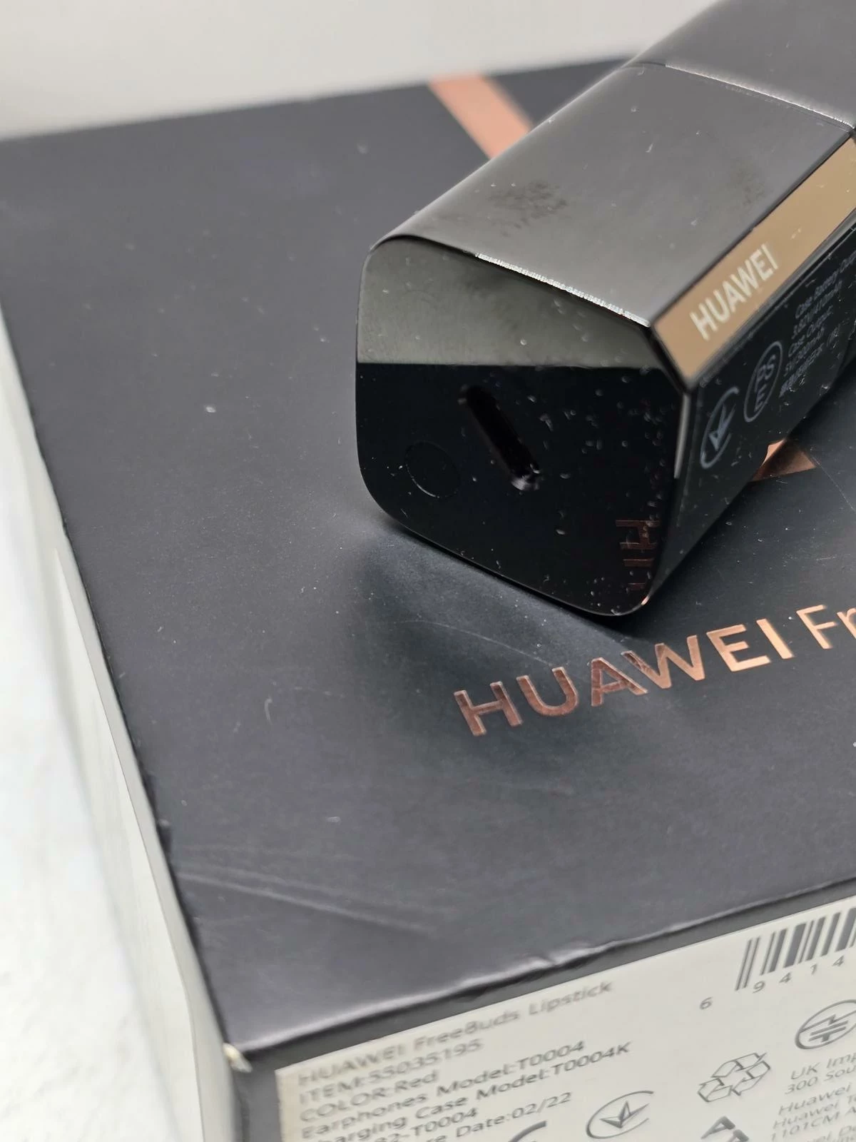 sluchawki-bezprzewodowe-huawei-freebuds-lipstick-czerwone-kod-producenta-55035195