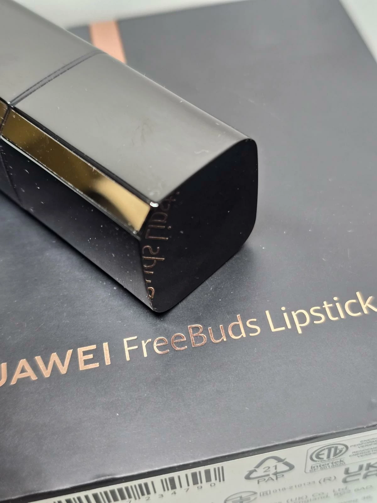 sluchawki-bezprzewodowe-huawei-freebuds-lipstick-czerwone-model-250439-1920263