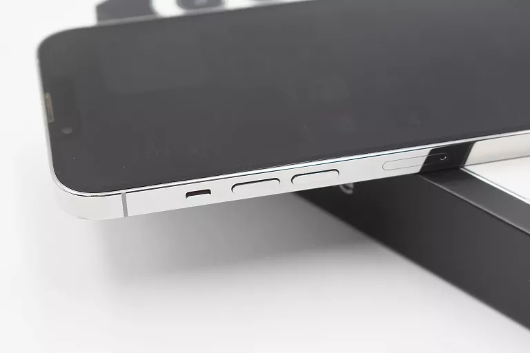 smartfon-apple-iphone-13-pro-6-gb-128-gb-5g-srebrny-kod-producenta-mlva3pma