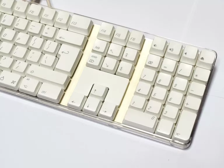 KLAWIATURA PRZEWODOWA USB APPLE A1048